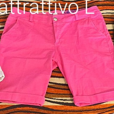 Shorts bundle 16+2 pieces, various brands including Adidas, colorful