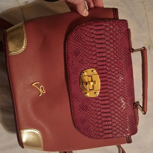 Veta backpack burgundy like new