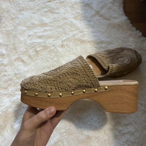 Clogs with heel like new, size 37, beige