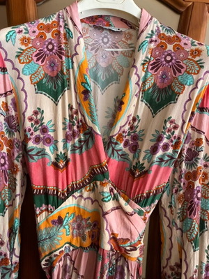 Zara kimono dress new, size Large