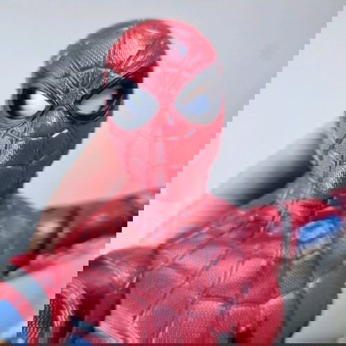 Spiderman φιγούρα γνησια marvel