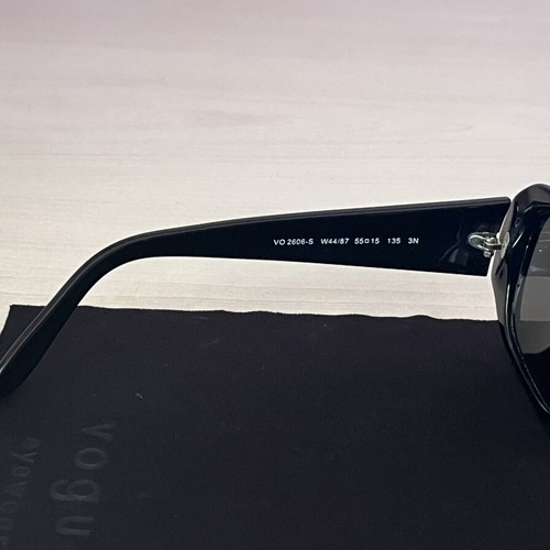 Vogue VO2606S women's sunglasses like new, black frame, grey lenses size 52