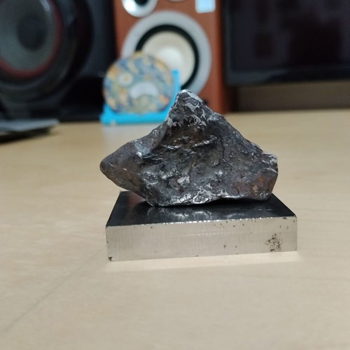 Iron Meteorite 50 Grams With Magnetic Base