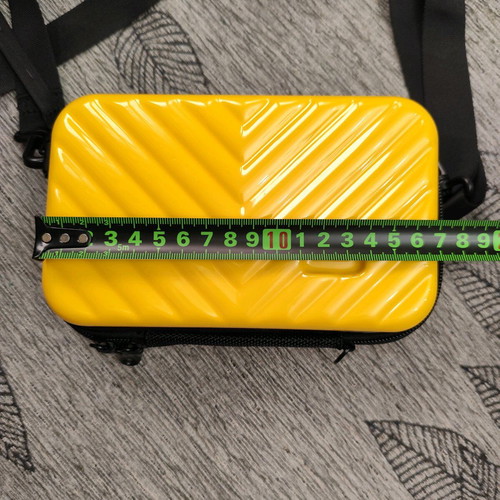 Crossbody bag like new, yellow with adjustable strap