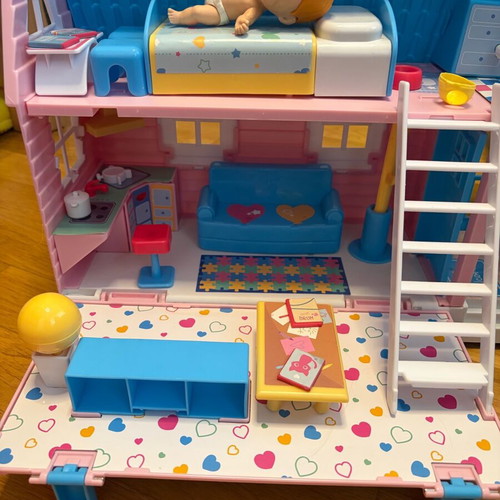 Cicciobello Amicicci playhouse and cradle set like new