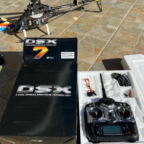 Trex 500 Rc Helicopter like new with digital remote and batteries