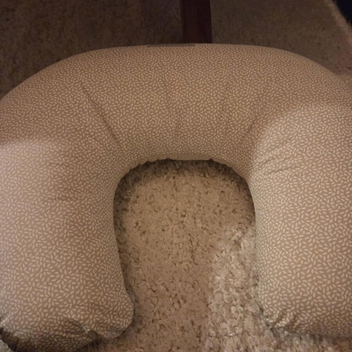Nursing pillow new with washable cover and Oeko-Tex certification