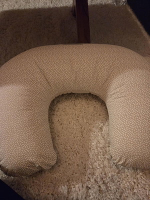 Nursing pillow new with washable cover and Oeko-Tex certification