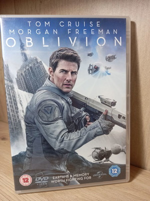 Oblivion DVD с английски субтитри