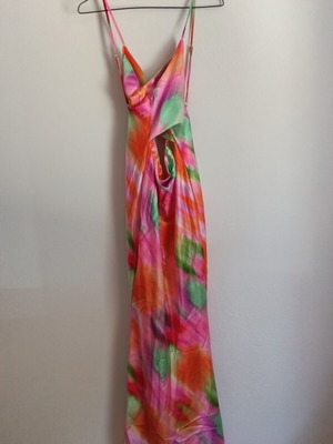 Missguided summer dress like new, pink and orange, front slit