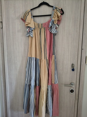 Nema dress size M-S with elastic shoulder straps, new