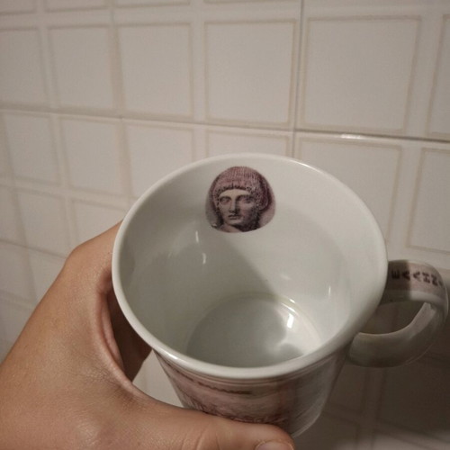 Collectible mug 1000 drachmas like new