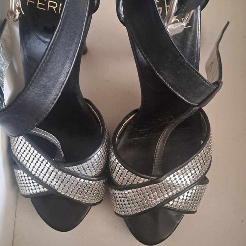 G. FERRE high-heeled sandals black with silver details like new, size 36