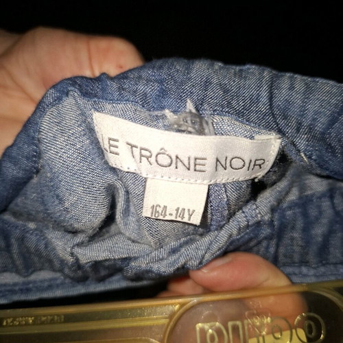 Le Trone Noir girls' shorts size 14, skirt style, blue, like new