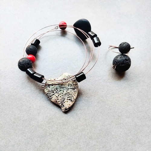 Handmade Lava Stone Bracelet and Ring Set, Black and Red