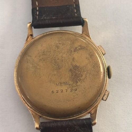 Venus gold chronograph wristwatch, 18k