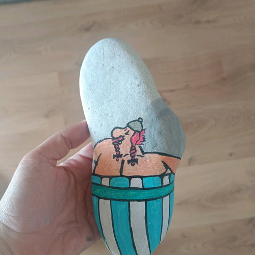 Painted stone new with acrylic colors