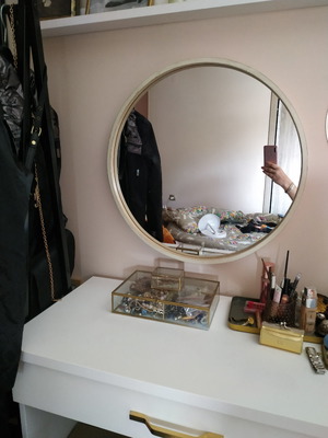Mirror used, almost new