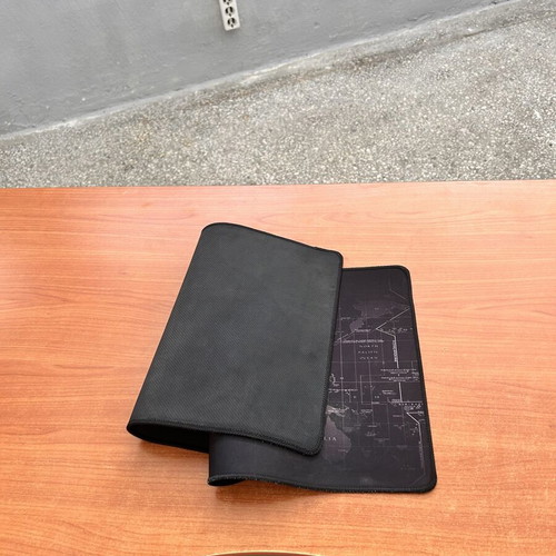 Mousepad large used, good condition
