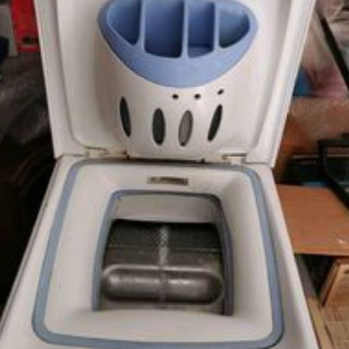 Candy washing machine used in good condition