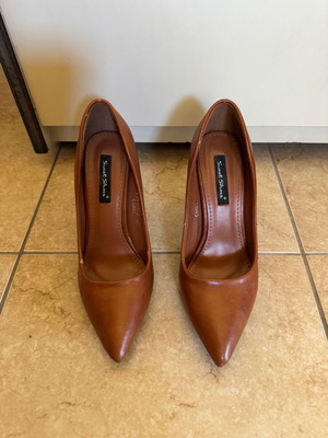 Γόβες stiletto καφέ νούμερο 37 σαν καινούργιες