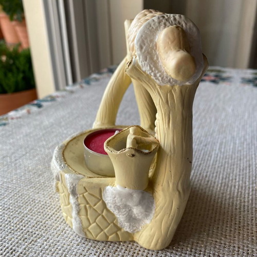Vintage ceramic decorative well like new with tealight holder