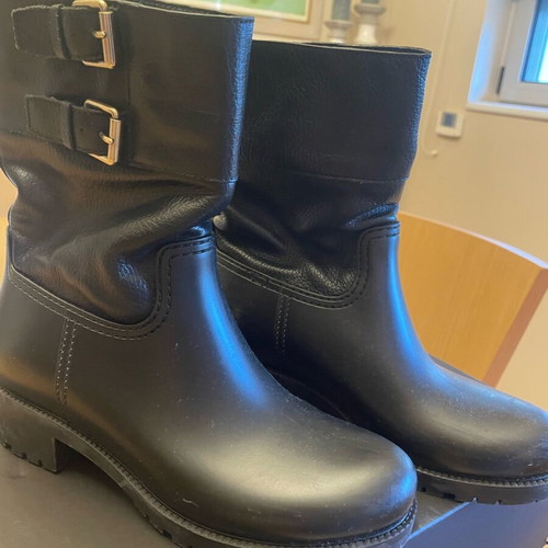 Feng Shoe black boot, leather and galoshes, size 38, like new