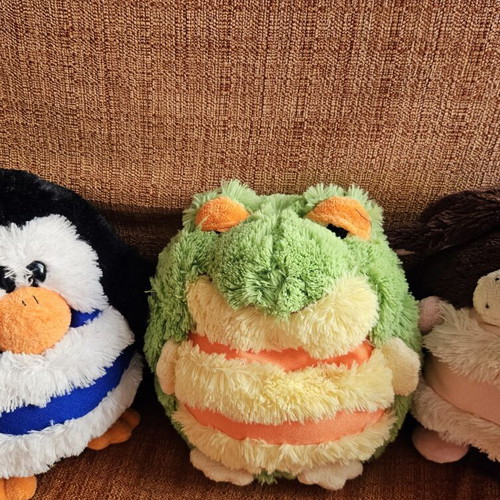 Stuffed animals like new, set of 3 penguin, frog, rabbit