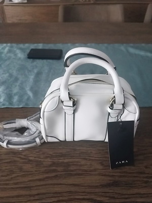 Zara white small handbag new with removable strap and gold details