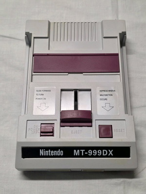 Κονσόλα Nintendo MT-999DX σαν καινούργιο χωρίς αντάπτορα ρεύματος