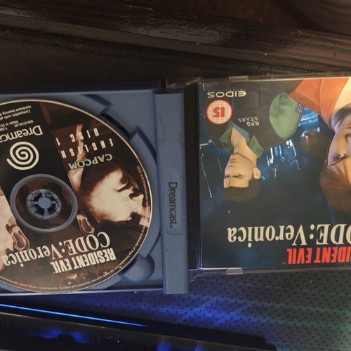 Resident Evil Code: Veronica Dreamcast game