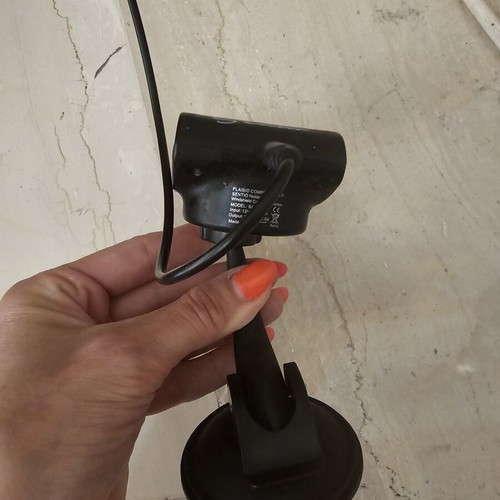 Sentio Bluetooth car kit and phone holder used
