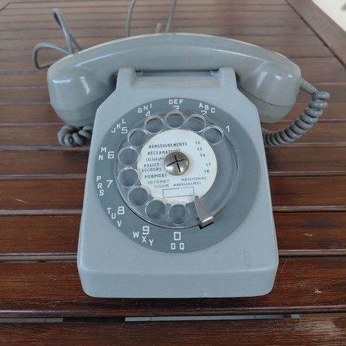 CTD Paris telephone model propertie de letat used, French made