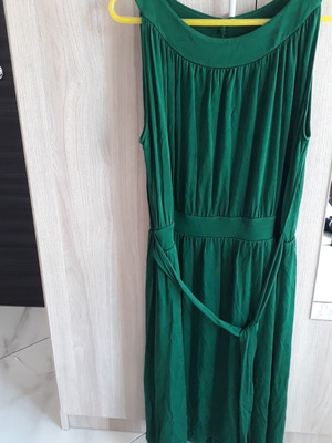 Dress used, green cypress color