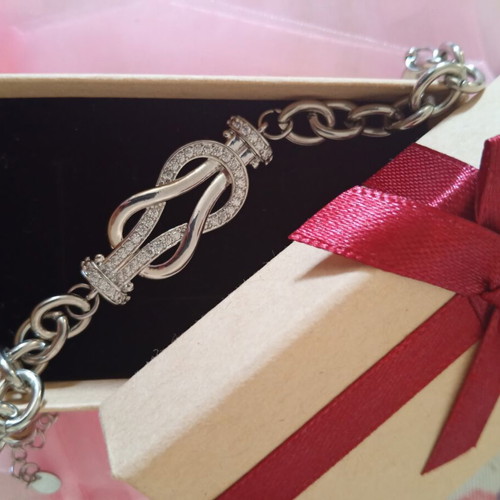 A.L.E. women's silver bracelet