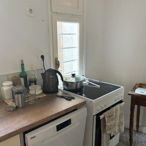 Διαμέρισμα 67 τ.μ., 2 υπνοδωμάτια, βεράντα, κλιματισμός, Εξάρχεια