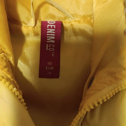 Yellow Denim vest jacket like new, size S