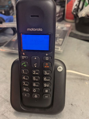 Motorola T301 wireless phone like new, black