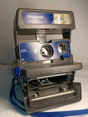 Polaroid 600 636 Blue instant film camera σε καλή κατάσταση