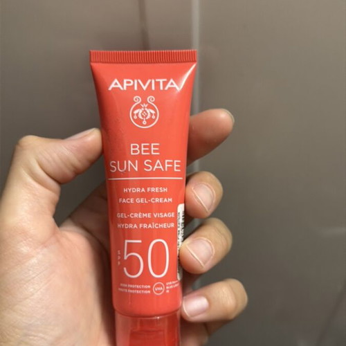 Apivita Bee Sun Safe SPF 50 Hydra Fresh