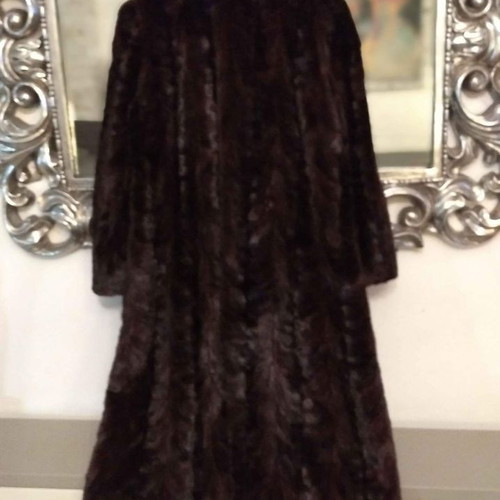 Natural mink fur coat like new, size L, with fur hat
