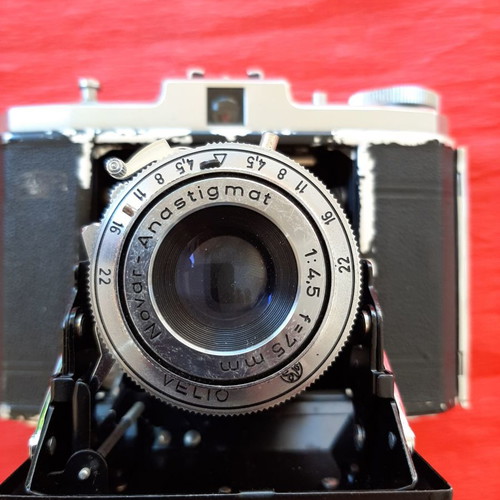 Zeiss Ikon Nettar 515 folding camera used