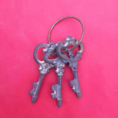 Cast iron keys