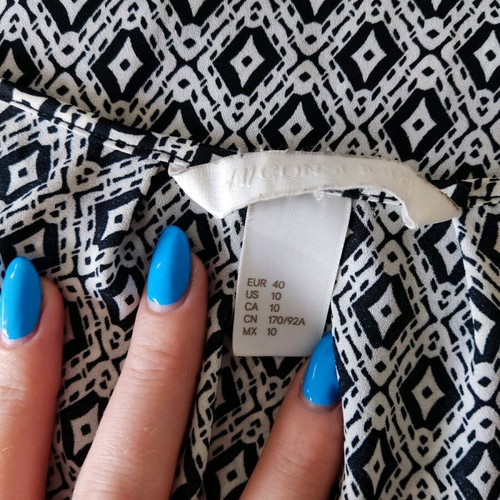 Blouse black and white No.40 like new