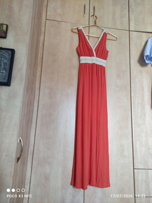 Paranoia long dress coral color size medium like new
