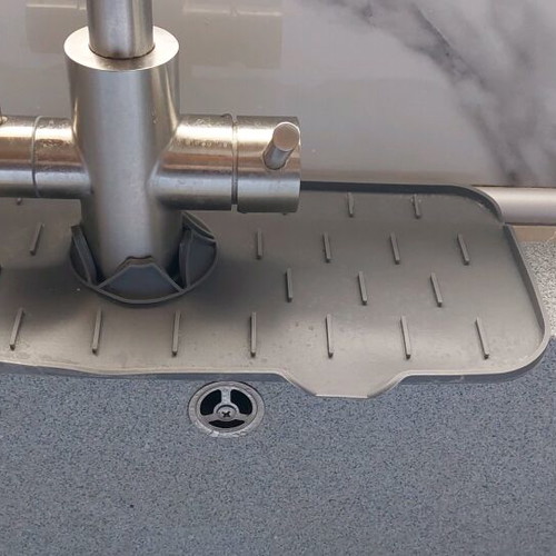 Silicone sink drainer used