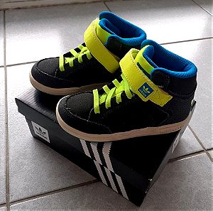 Παιδικά παπούτσια Adidas