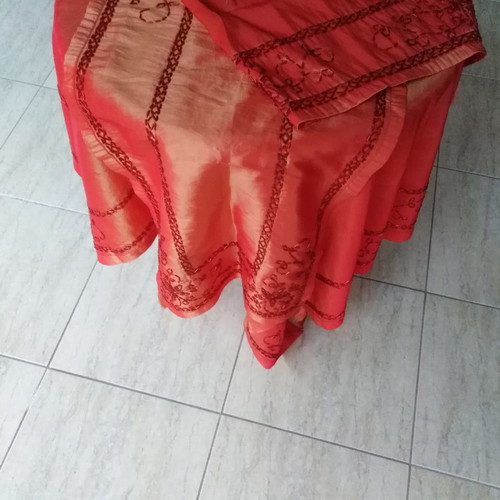 Tablecloth set of 3 pieces new with technical silk embroidery