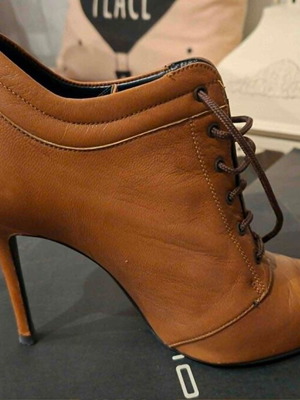Mourtzi ankle boots with heel like new, size 39, brown beige