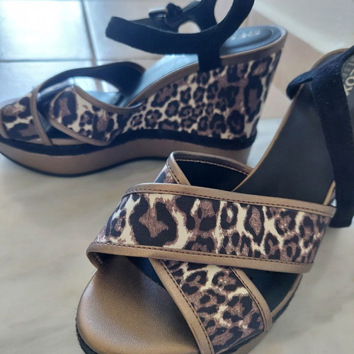 Geox Respira Leopard Platform Sandals size 39 new with tags